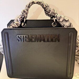 NWT STEVE MADDEN BEVELYN SCARF SATCHEL CROSSBODY BAG CREDIT CARD CASE BLACK
